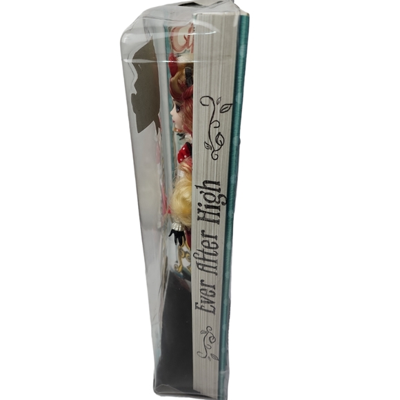 NIB Ever After High Apple White Doll Hat-Tastic Party Snow White - Picture 6 of 7